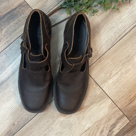 MIA-Rugged Wear Chunky Heel Lug-T-Strap Oiled Leather women’s shoes Sz 7 ❤️ - Picture 4 of 7